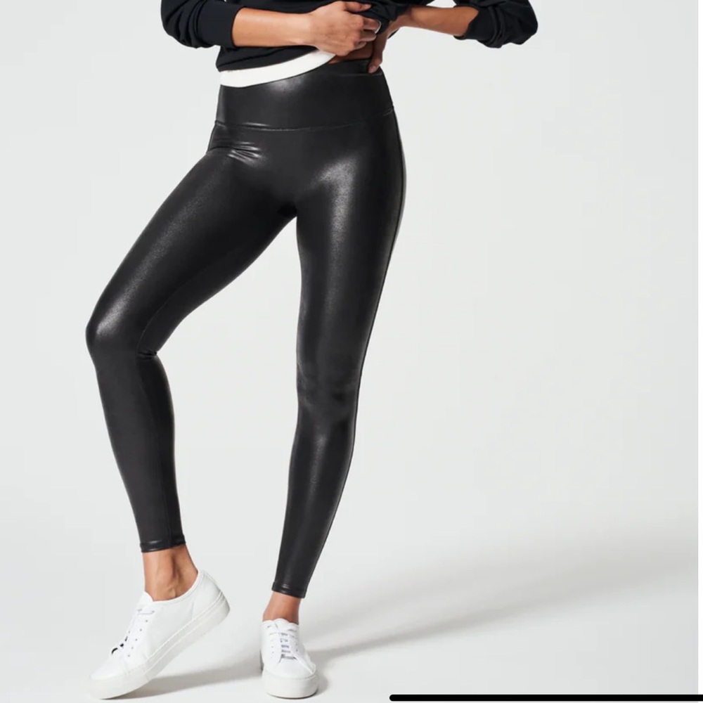 SPANX Shape Faux Black Leather Leggings size XLP Inseams Petite 28 inch